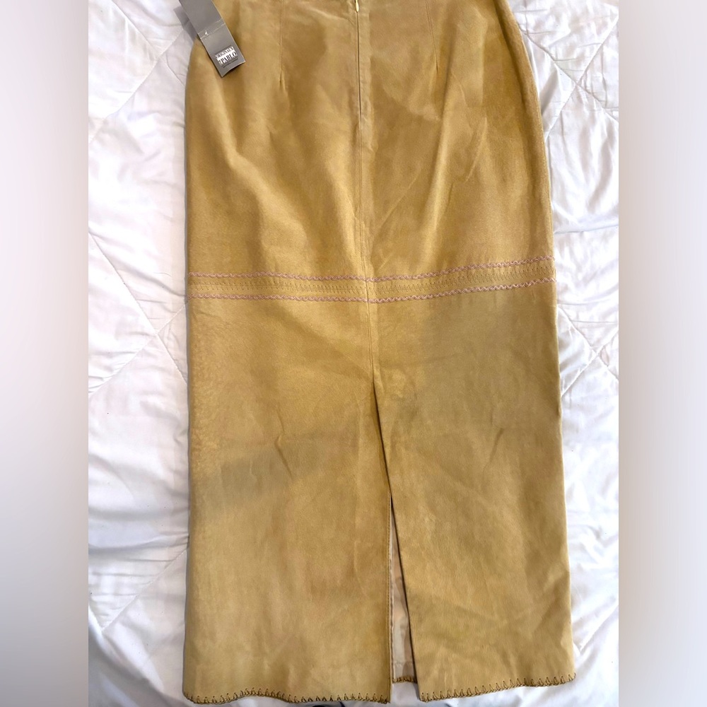 New ORIGINAUX PAR PABLO Montréal-Canada skirt 
100% Leather